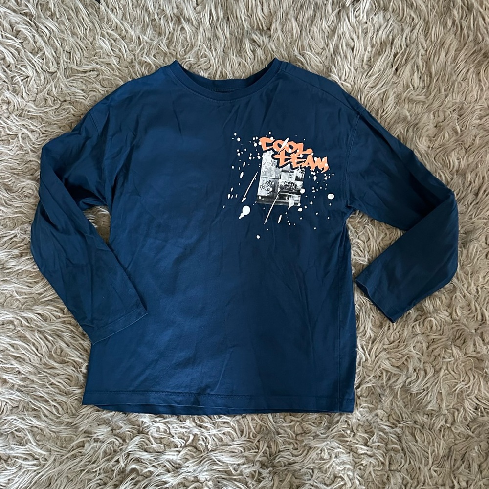 Graffiti style t-shirt.